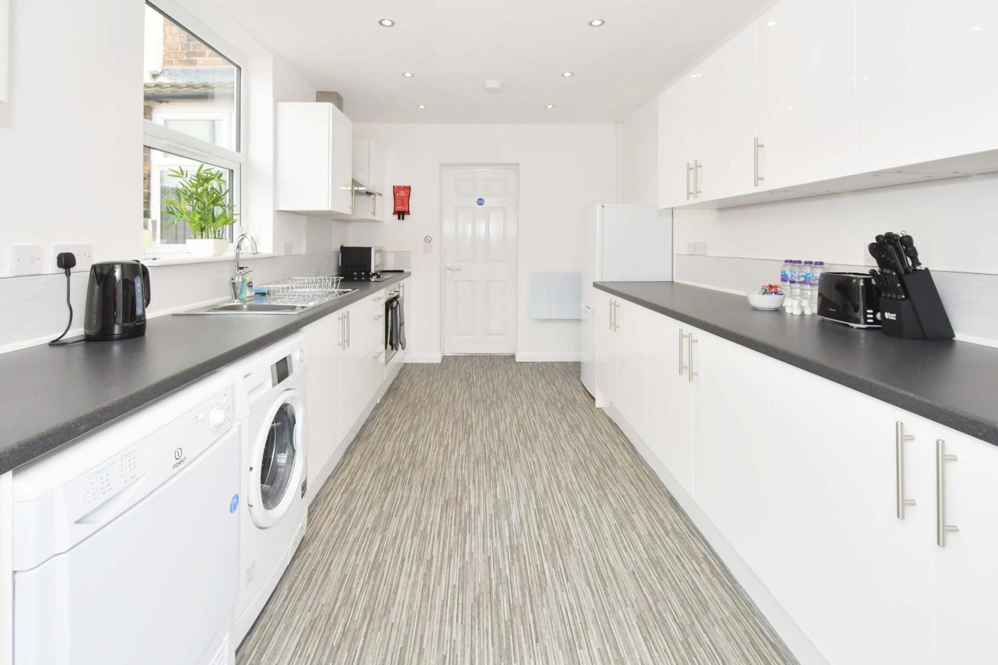 Townhouse @ 86 Brooklyn Street Crewe Villa ภายนอก รูปภาพ